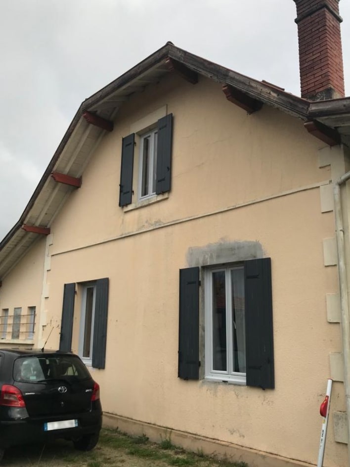 Photo maison Avant travaux - face Avant ravalement Biscarrosse